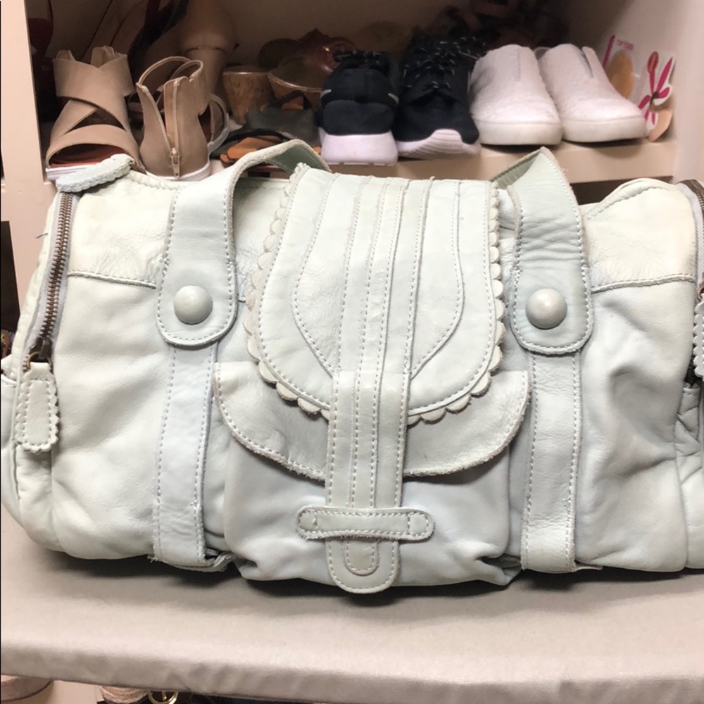 Lucky Perry mint leather handbag